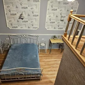 https://cozy-apartament-on-aghmashenebeli-26-plekhanov.alltbilisihotels.com